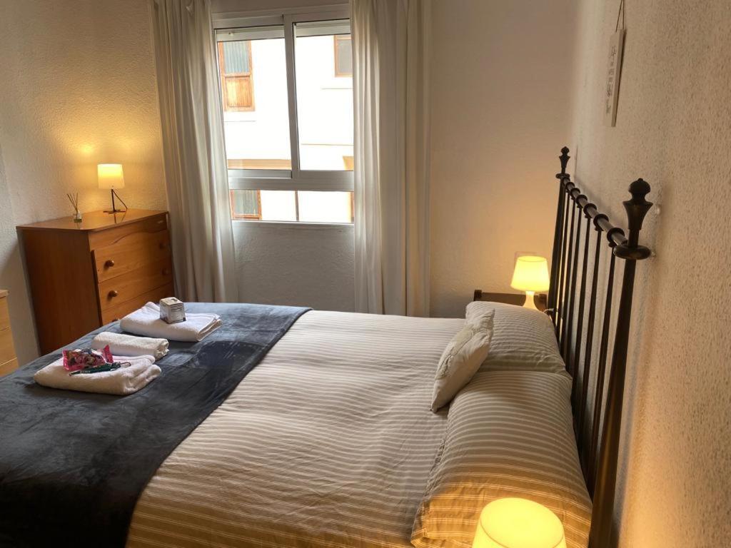 Apartamento Para 4 Personas En El Centro De Valencia, Plaza El Pilar Kültér fotó